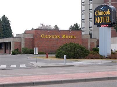 Chinook Motel เลทบริดจ์ ภายนอก รูปภาพ