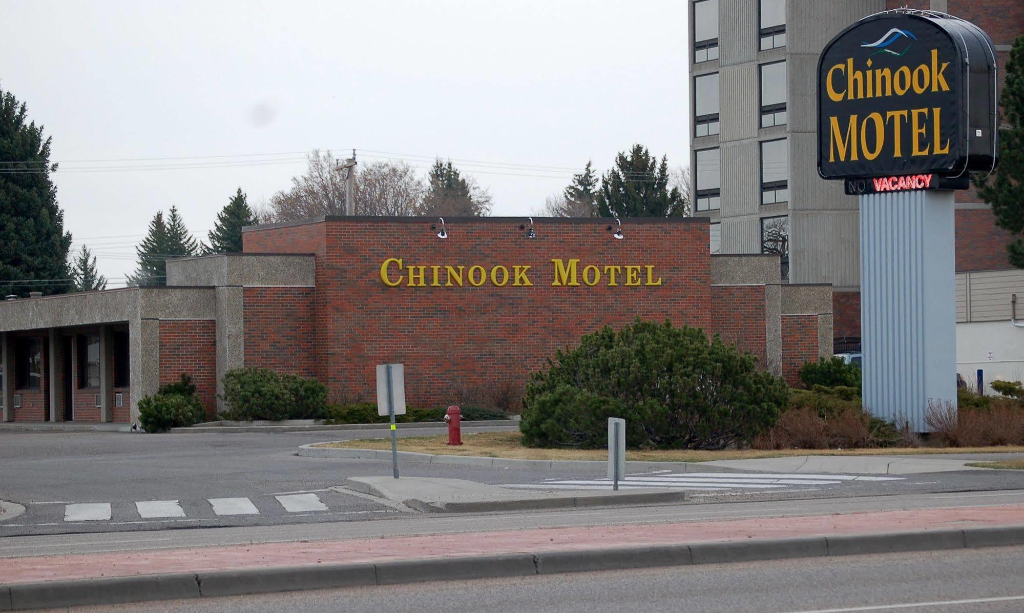 Chinook Motel เลทบริดจ์ ภายนอก รูปภาพ
